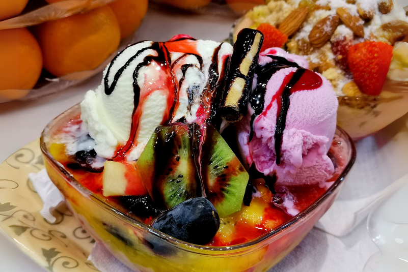 Fresh Fruit with Ice Cream